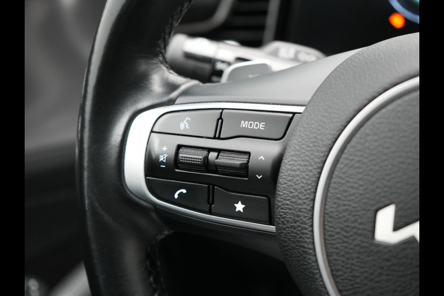 Kia Sportage 1.6 T-GDi AWD Dynamic Line Plug In Hybrid 265pk Dealer O.H PHEV | Adaptive Cruise | Widescreen | Camera | Lederen Sportstoelen Verwarmd | Apple Carplay | Navigatie | Stuur Verwarmd | Virtual | DAB |