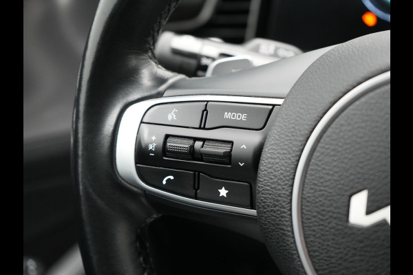 Kia Sportage 1.6 T-GDi AWD Dynamic Line Plug In Hybrid 265pk Dealer O.H PHEV | Adaptive Cruise | Widescreen | Camera | Lederen Sportstoelen Verwarmd | Apple Carplay | Navigatie | Stuur Verwarmd | Virtual | DAB |
