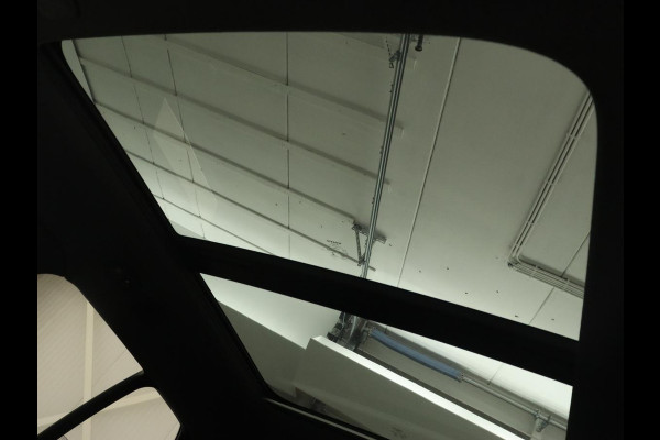 Volvo XC40 2.0 T4 Inscription | Panoramadak | Leder | Trekhaak | Stoelverwarming | Camera | Adaptive cruise | Keyless | Navigatie | 19'' lichtmetalen velgen Volvo XC40 2.0 T4 Inscription | Panoramadak | Leder | Trekhaak | Stoelverwarming | Camera | Adaptive cruise | Keyless | Navigatie | 19'' lichtmetalen velgen