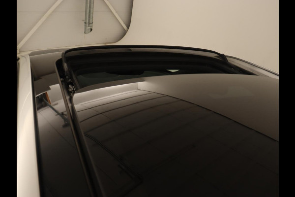 Volvo XC40 2.0 T4 Inscription | Panoramadak | Leder | Trekhaak | Stoelverwarming | Camera | Adaptive cruise | Keyless | Navigatie | 19'' lichtmetalen velgen Volvo XC40 2.0 T4 Inscription | Panoramadak | Leder | Trekhaak | Stoelverwarming | Camera | Adaptive cruise | Keyless | Navigatie | 19'' lichtmetalen velgen