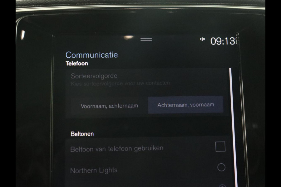 Volvo XC40 2.0 T4 Inscription | Panoramadak | Leder | Trekhaak | Stoelverwarming | Camera | Adaptive cruise | Keyless | Navigatie | 19'' lichtmetalen velgen Volvo XC40 2.0 T4 Inscription | Panoramadak | Leder | Trekhaak | Stoelverwarming | Camera | Adaptive cruise | Keyless | Navigatie | 19'' lichtmetalen velgen
