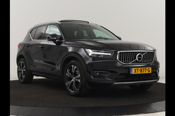 Volvo XC40 2.0 T4 Inscription | Panoramadak | Leder | Trekhaak | Stoelverwarming | Camera | Adaptive cruise | Keyless | Navigatie | 19'' lichtmetalen velgen Volvo XC40 2.0 T4 Inscription | Panoramadak | Leder | Trekhaak | Stoelverwarming | Camera | Adaptive cruise | Keyless | Navigatie | 19'' lichtmetalen velgen
