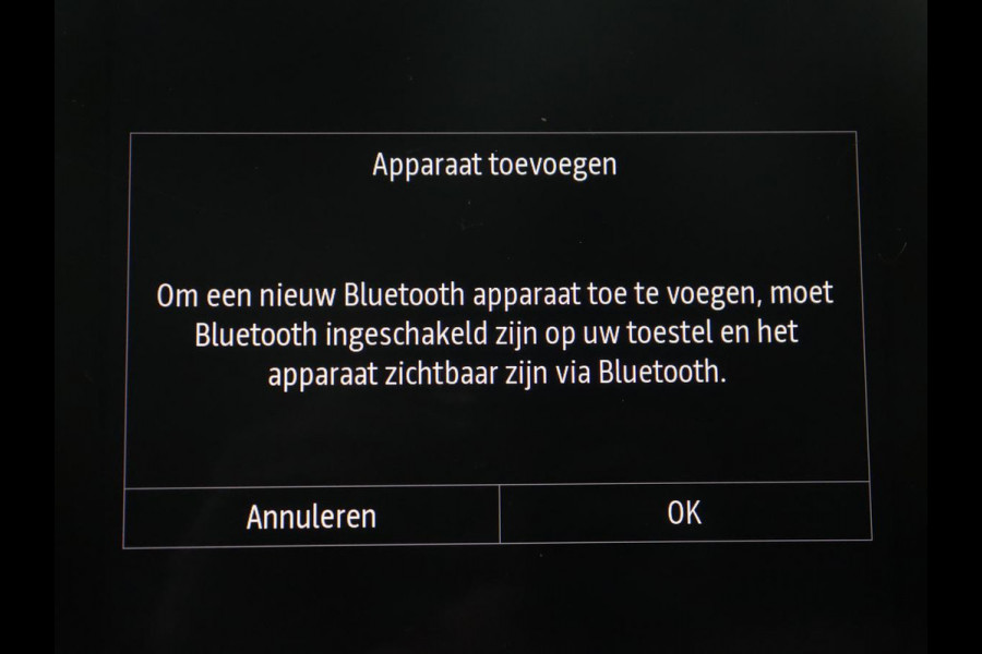 Renault Arkana 1.6 E-Tech hybrid 145 E-Tech engineered | Leder/Alcantara | Stoelverwarming | Adaptive cruise | Camera | Carplay | Stuurverwarming | 18'' | Park Assist | Naviagatie Renault Arkana 1.6 E-Tech hybrid 145 E-Tech engineered | Leder/Alcantara | Stoelverwarming | Adaptive cruise | Camera | Carplay | Stuurverwarming | 18'' | Park Assist | Naviagatie