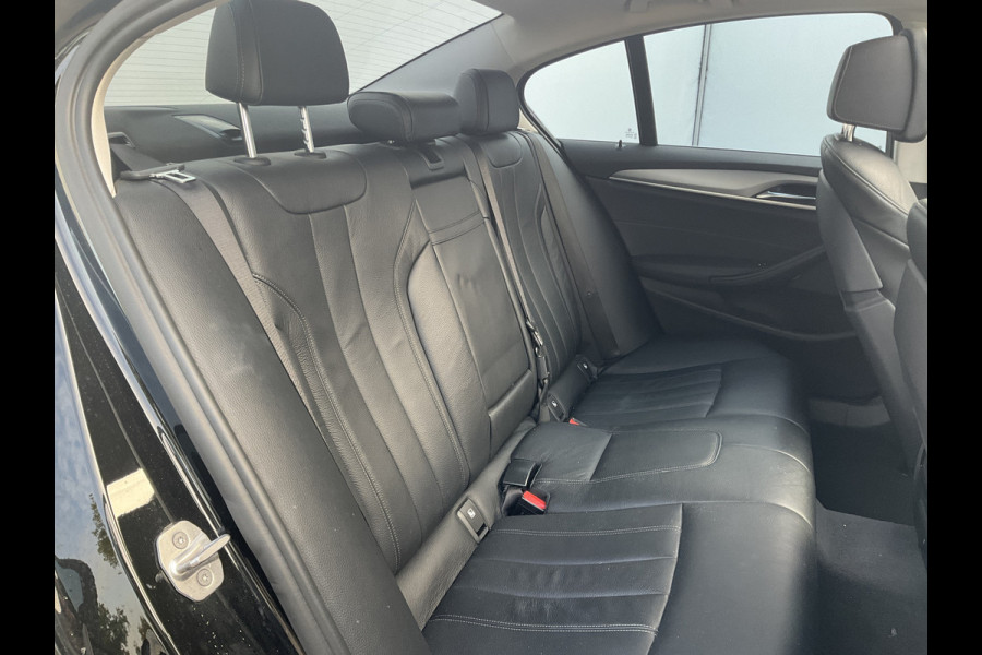 BMW 5 Serie 520D High Executive Pano.dak Leer Memory Stoelverw Led NL-Auto Volledig-OH! BMW 5 Serie 520D High Executive Pano.dak Leer Memory Stoelverw Led NL-Auto Volledig-OH!