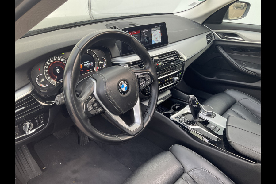 BMW 5 Serie 520D High Executive Pano.dak Leer Memory Stoelverw Led NL-Auto Volledig-OH! BMW 5 Serie 520D High Executive Pano.dak Leer Memory Stoelverw Led NL-Auto Volledig-OH!