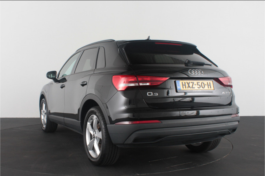 Audi Q3 45 TFSI e edition > 245pk/Leer/19inch/keyless/Stoelverwarming/Plug in-hybride... Audi Q3 45 TFSI e edition > 245pk/Leer/19inch/keyless/Stoelverwarming/Plug in-hybride...