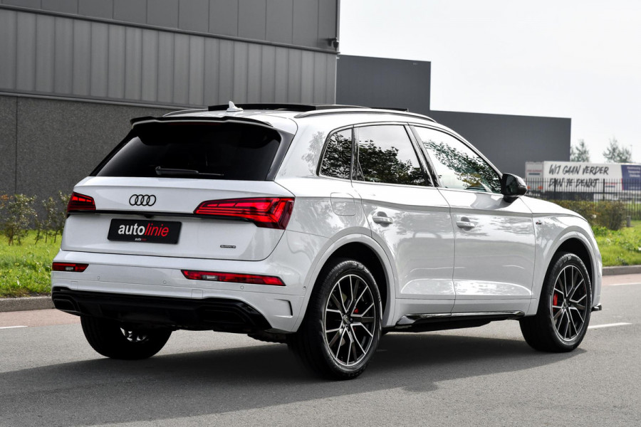 Audi Q5 55 TFSI e quattro Competition. Pano, ACC, 360, Trekh, B&O, Matrix, Sfeer, Keyless, Dodeh, CarPlay! Audi Q5 55 TFSI e quattro Competition. Pano, ACC, 360, Trekh, B&O, Matrix, Sfeer, Keyless, Dodeh, CarPlay!
