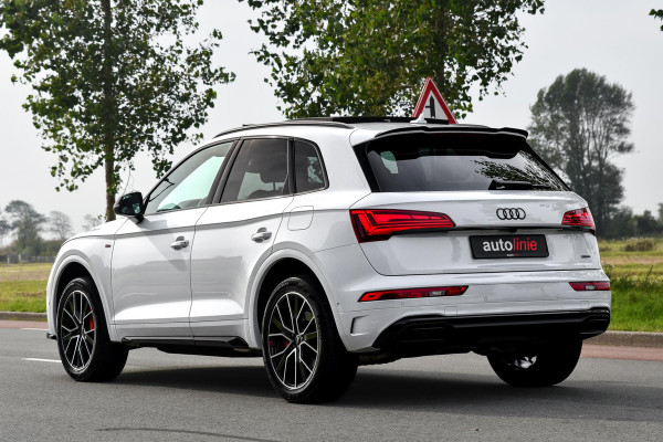 Audi Q5 55 TFSI e quattro Competition. Pano, ACC, 360, Trekh, B&O, Matrix, Sfeer, Keyless, Dodeh, CarPlay! Audi Q5 55 TFSI e quattro Competition. Pano, ACC, 360, Trekh, B&O, Matrix, Sfeer, Keyless, Dodeh, CarPlay!