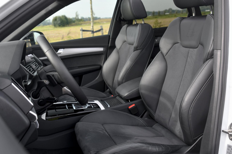 Audi Q5 55 TFSI e quattro Competition. Pano, ACC, 360, Trekh, B&O, Matrix, Sfeer, Keyless, Dodeh, CarPlay! Audi Q5 55 TFSI e quattro Competition. Pano, ACC, 360, Trekh, B&O, Matrix, Sfeer, Keyless, Dodeh, CarPlay!