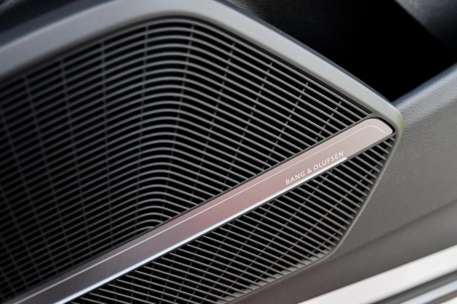 Audi Q5 55 TFSI e quattro Competition. Pano, ACC, 360, Trekh, B&O, Matrix, Sfeer, Keyless, Dodeh, CarPlay! Audi Q5 55 TFSI e quattro Competition. Pano, ACC, 360, Trekh, B&O, Matrix, Sfeer, Keyless, Dodeh, CarPlay!