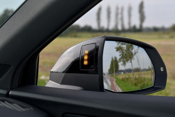 Audi Q5 55 TFSI e quattro Competition. Pano, ACC, 360, Trekh, B&O, Matrix, Sfeer, Keyless, Dodeh, CarPlay! Audi Q5 55 TFSI e quattro Competition. Pano, ACC, 360, Trekh, B&O, Matrix, Sfeer, Keyless, Dodeh, CarPlay!