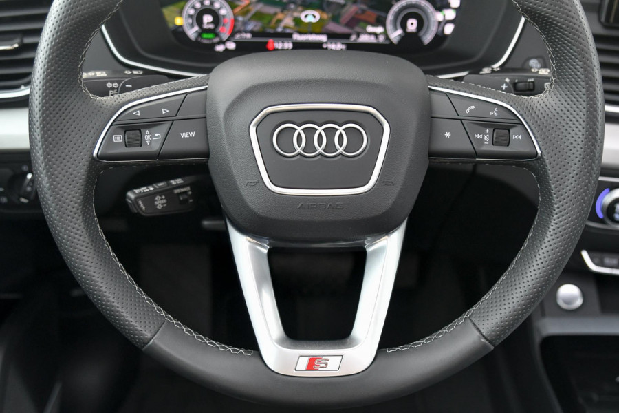 Audi Q5 55 TFSI e quattro Competition. Pano, ACC, 360, Trekh, B&O, Matrix, Sfeer, Keyless, Dodeh, CarPlay! Audi Q5 55 TFSI e quattro Competition. Pano, ACC, 360, Trekh, B&O, Matrix, Sfeer, Keyless, Dodeh, CarPlay!