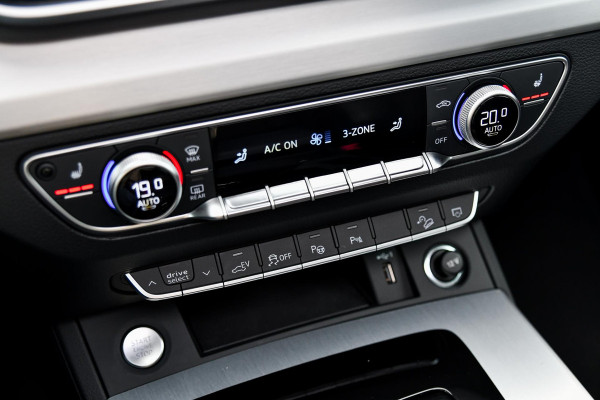 Audi Q5 55 TFSI e quattro Competition. Pano, ACC, 360, Trekh, B&O, Matrix, Sfeer, Keyless, Dodeh, CarPlay! Audi Q5 55 TFSI e quattro Competition. Pano, ACC, 360, Trekh, B&O, Matrix, Sfeer, Keyless, Dodeh, CarPlay!