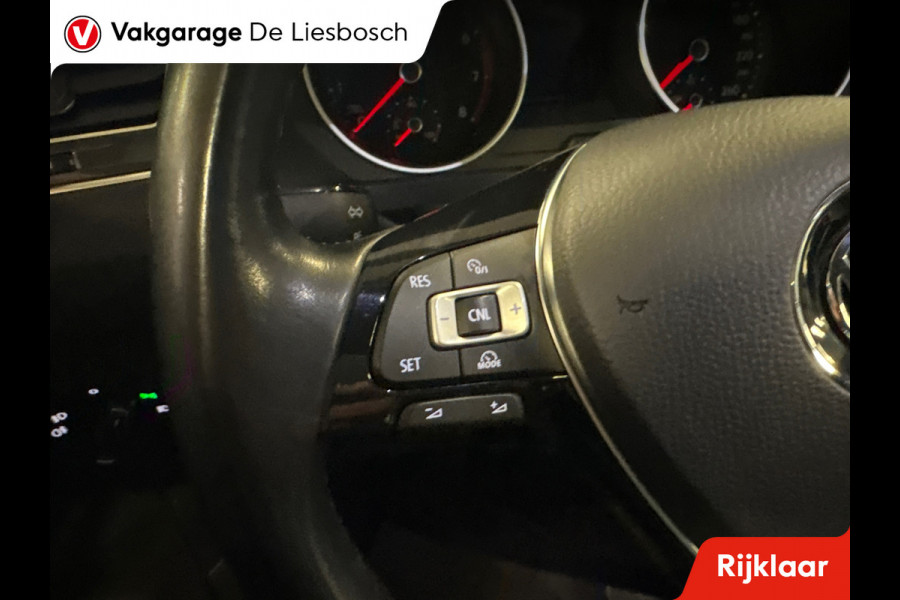 Volkswagen Tiguan 1.4 TSI Comfortline/navi/camera/trekhaak/apple carplay/cruise control