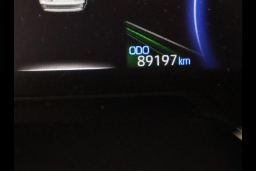 Toyota RAV4 2.5 Hybrid Bi-Tone | Trekhaak | Dealer onderhouden | Adaptive Cruise control Toyota RAV4 2.5 Hybrid Bi-Tone | Trekhaak | Dealer onderhouden | Adaptive Cruise control