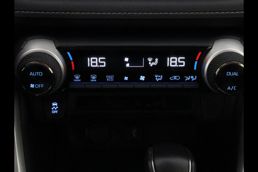 Toyota RAV4 2.5 Hybrid Bi-Tone | Trekhaak | Dealer onderhouden | Adaptive Cruise control Toyota RAV4 2.5 Hybrid Bi-Tone | Trekhaak | Dealer onderhouden | Adaptive Cruise control
