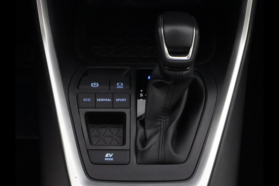 Toyota RAV4 2.5 Hybrid Bi-Tone | Trekhaak | Dealer onderhouden | Adaptive Cruise control Toyota RAV4 2.5 Hybrid Bi-Tone | Trekhaak | Dealer onderhouden | Adaptive Cruise control