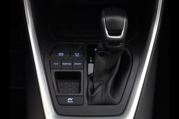 Toyota RAV4 2.5 Hybrid Bi-Tone | Trekhaak | Dealer onderhouden | Adaptive Cruise control Toyota RAV4 2.5 Hybrid Bi-Tone | Trekhaak | Dealer onderhouden | Adaptive Cruise control