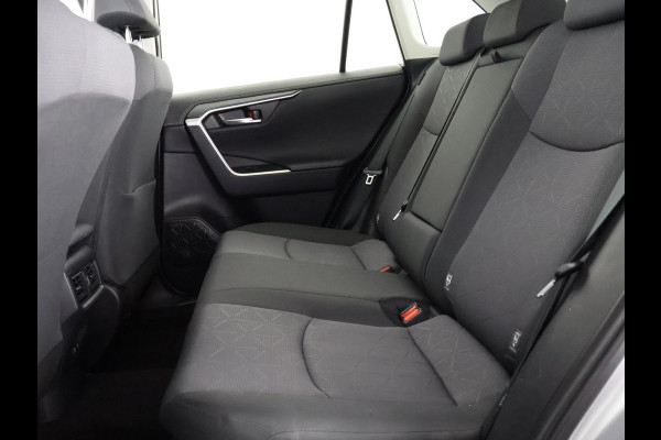 Toyota RAV4 2.5 Hybrid Bi-Tone | Trekhaak | Dealer onderhouden | Adaptive Cruise control Toyota RAV4 2.5 Hybrid Bi-Tone | Trekhaak | Dealer onderhouden | Adaptive Cruise control