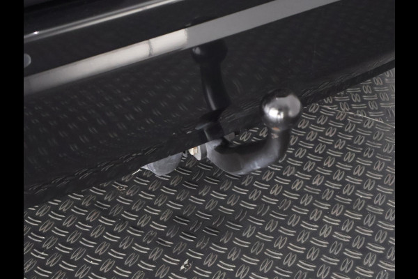 Toyota RAV4 2.5 Hybrid Bi-Tone | Trekhaak | Dealer onderhouden | Adaptive Cruise control Toyota RAV4 2.5 Hybrid Bi-Tone | Trekhaak | Dealer onderhouden | Adaptive Cruise control