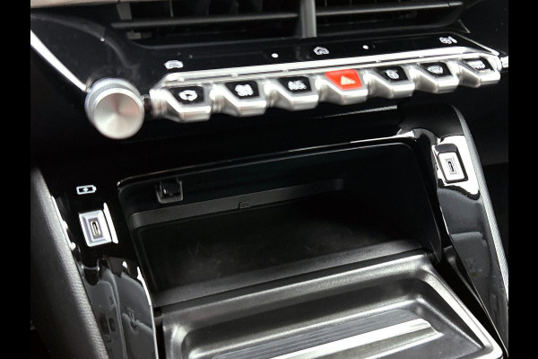 Peugeot 208 1.2 Hybrid 100PK Automaat Allure | Navigatie | Apple Carplay/Android Auto | Airco | Camera | Parkeer sensoren | Cruise Control | Led | Lichtmetalen Velgen