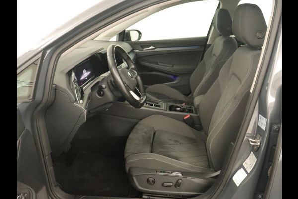 Volkswagen Golf 1.4 eHybrid Style | Massage | Carplay | Memory | Navigatie | Adaptive cruise | Parkeerhulp | Sfeerverlichting | Full LED | PHEV | Plug In Volkswagen Golf 1.4 eHybrid Style | Massage | Carplay | Memory | Navigatie | Adaptive cruise | Parkeerhulp | Sfeerverlichting | Full LED | PHEV | Plug In