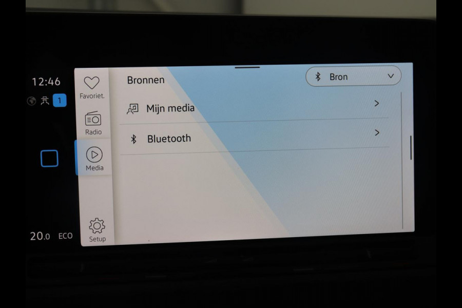 Volkswagen Golf 1.4 eHybrid Style | Massage | Carplay | Memory | Navigatie | Adaptive cruise | Parkeerhulp | Sfeerverlichting | Full LED | PHEV | Plug In Volkswagen Golf 1.4 eHybrid Style | Massage | Carplay | Memory | Navigatie | Adaptive cruise | Parkeerhulp | Sfeerverlichting | Full LED | PHEV | Plug In
