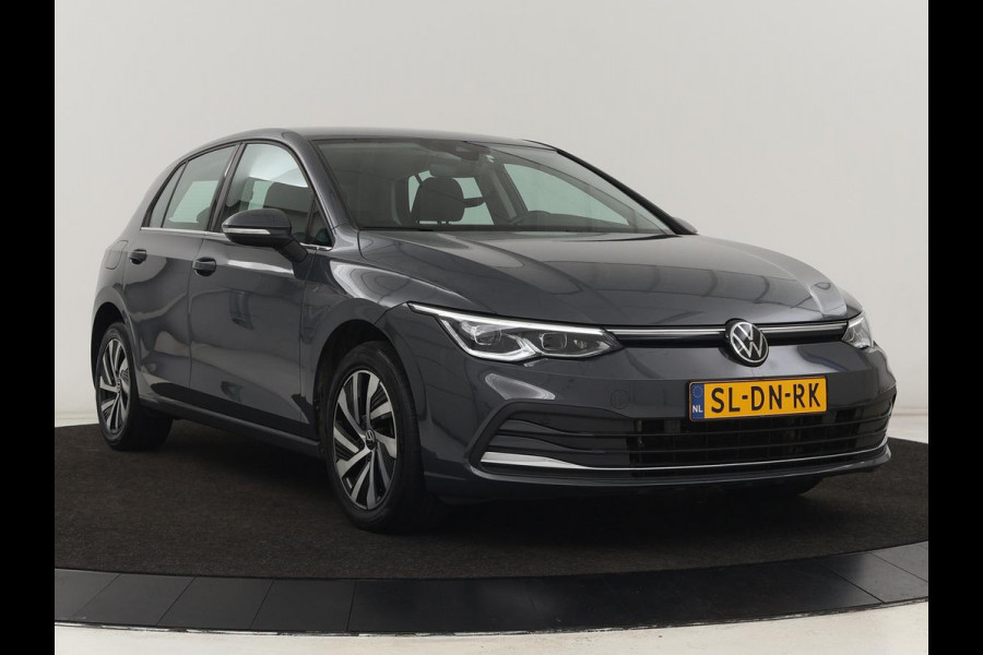 Volkswagen Golf 1.4 eHybrid Style | Massage | Carplay | Memory | Navigatie | Adaptive cruise | Parkeerhulp | Sfeerverlichting | Full LED | PHEV | Plug In Volkswagen Golf 1.4 eHybrid Style | Massage | Carplay | Memory | Navigatie | Adaptive cruise | Parkeerhulp | Sfeerverlichting | Full LED | PHEV | Plug In