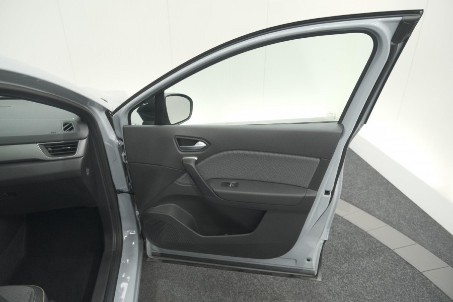 Renault Captur Mild Hybrid 160 EDC Techno | Pack Winter | Camera | Adaptieve Cruise Control | Apple Carplay Renault Captur Mild Hybrid 160 EDC Techno | Pack Winter | Camera | Adaptieve Cruise Control | Apple Carplay