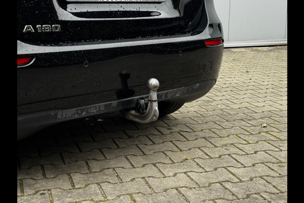 Mercedes-Benz A-Klasse A180 BUSINESS SOLUTION STOELVERWARMING FULL SCREEN NEDERLANDSE AUTO TREKHAAK NAP EERSTE EIGENAAR