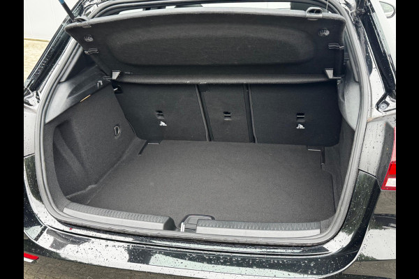 Mercedes-Benz A-Klasse A180 BUSINESS SOLUTION STOELVERWARMING FULL SCREEN NEDERLANDSE AUTO TREKHAAK NAP EERSTE EIGENAAR