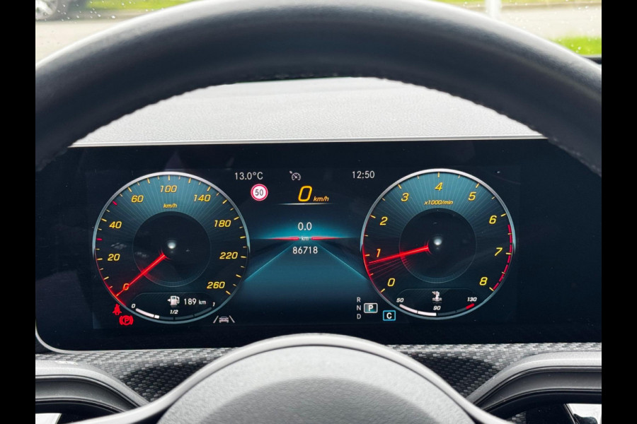 Mercedes-Benz A-Klasse A180 BUSINESS SOLUTION STOELVERWARMING FULL SCREEN NEDERLANDSE AUTO TREKHAAK NAP EERSTE EIGENAAR