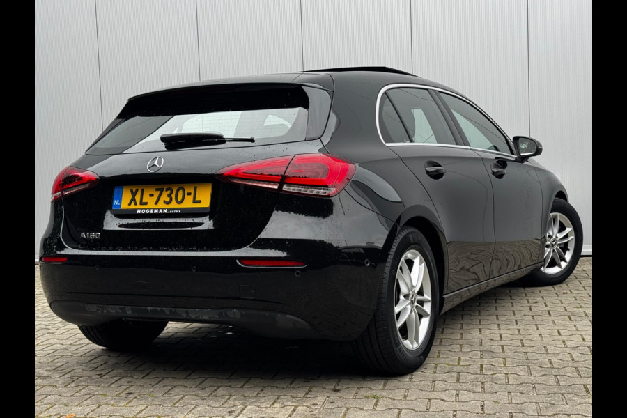 Mercedes-Benz A-Klasse A180 BUSINESS SOLUTION STOELVERWARMING FULL SCREEN NEDERLANDSE AUTO TREKHAAK NAP EERSTE EIGENAAR