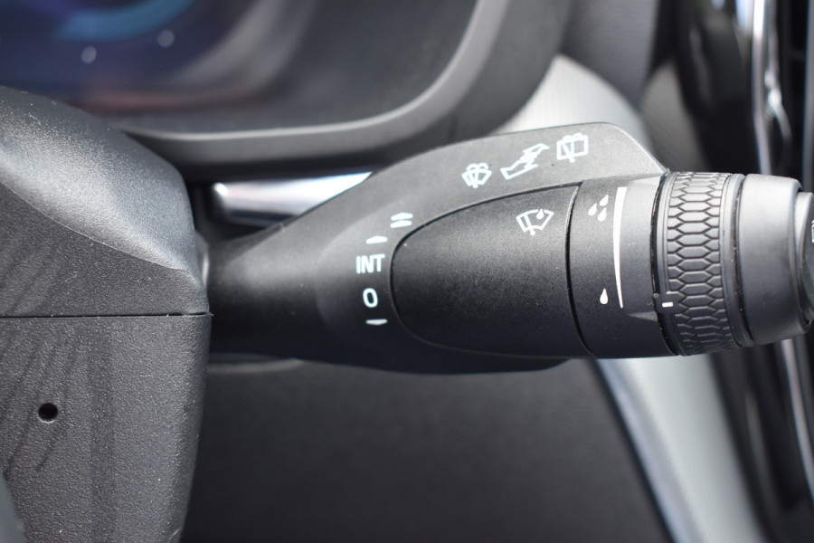 Volvo XC60 T8 AWD 455PK Plug-in hybrid Plus Bright | Leer | Pano Dak | Key Less | Park Assist Camera |