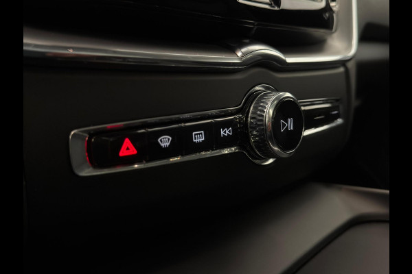 Volvo XC60 2.0 Recharge T8 AWD Inscription / BTW / Pano / Memory Volvo XC60 2.0 Recharge T8 AWD Inscription / BTW / Pano / Memory