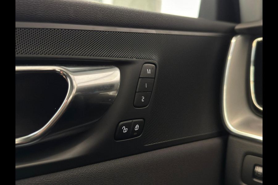 Volvo XC60 2.0 Recharge T8 AWD Inscription / BTW / Pano / Memory Volvo XC60 2.0 Recharge T8 AWD Inscription / BTW / Pano / Memory