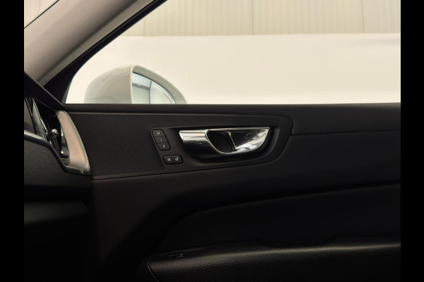 Volvo XC60 2.0 Recharge T8 AWD Inscription / BTW / Pano / Memory Volvo XC60 2.0 Recharge T8 AWD Inscription / BTW / Pano / Memory