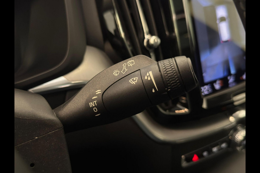 Volvo XC60 2.0 Recharge T8 AWD Inscription / BTW / Pano / Memory Volvo XC60 2.0 Recharge T8 AWD Inscription / BTW / Pano / Memory