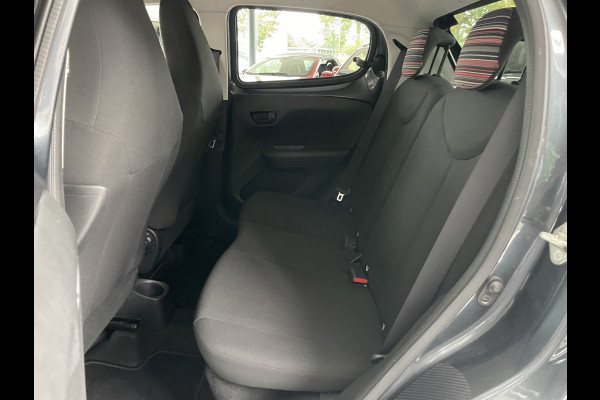 Citroën C1 1.0 VTi Feel Airco - Radio - bluetooth - stuur multifunctioneel