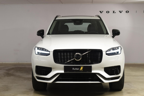 Volvo XC90 T8 455PK Automaat Plug-in hybrid AWD Ultimate Dark / Bowers & Wilkins / Luchtvering / Head Up Display / 360 Camera / Massagestoelen / Gelaagde Zijruiten / Trekhaak /