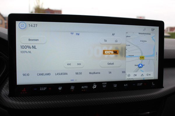 Ford Kuga 2.5 PHEV ST-Line X , 2100kg trekgewicht , Nieuw Model Van €. 54.937,- voor €. 44.735,- ! Trekgewicht van 2.100kg ! AGR stoelen voor , Winterpack