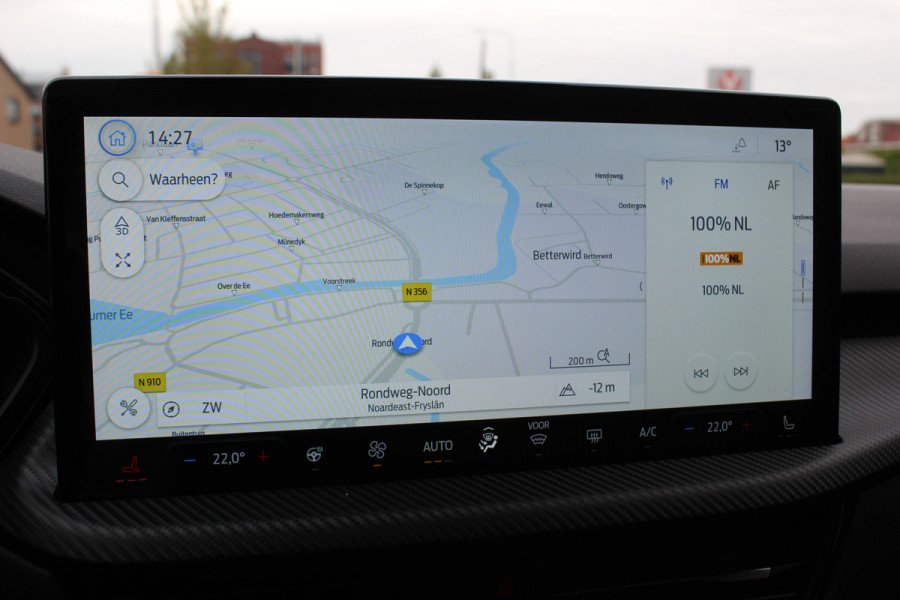Ford Kuga 2.5 PHEV ST-Line X , 2100kg trekgewicht , Nieuw Model Van €. 54.937,- voor €. 44.735,- ! Trekgewicht van 2.100kg ! AGR stoelen voor , Winterpack