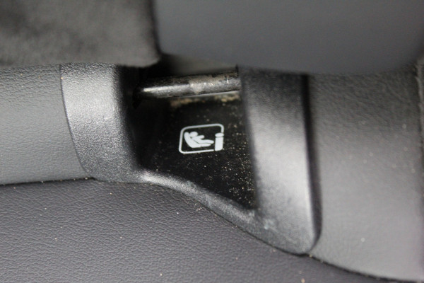 Ford Kuga 2.5 PHEV ST-Line X , 2100kg trekgewicht , Nieuw Model Van €. 54.937,- voor €. 44.735,- ! Trekgewicht van 2.100kg ! AGR stoelen voor , Winterpack