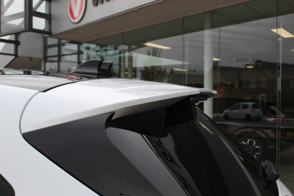 Ford Kuga 2.5 PHEV ST-Line X , 2100kg trekgewicht , Nieuw Model Van €. 54.937,- voor €. 44.735,- ! Trekgewicht van 2.100kg ! AGR stoelen voor , Winterpack