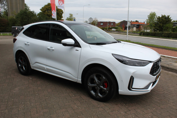 Ford Kuga 2.5 PHEV ST-Line X , 2100kg trekgewicht , Nieuw Model Van €. 54.937,- voor €. 44.735,- ! Trekgewicht van 2.100kg ! AGR stoelen voor , Winterpack