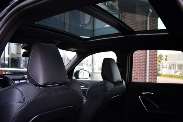 BMW X1 xDrive25e M-Sport Pano ACC 360 HUD 19inch Adp-onderstel BTW-auto