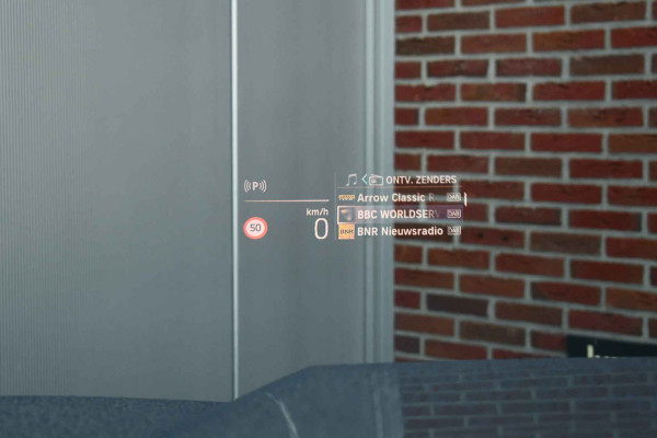 BMW X1 xDrive25e M-Sport Pano ACC 360 HUD 19inch Adp-onderstel BTW-auto