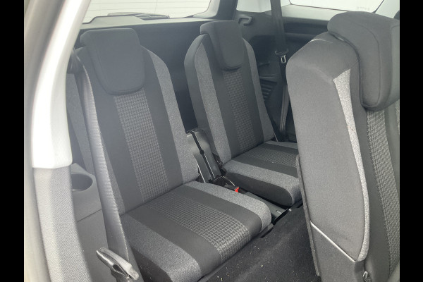 Peugeot 5008 7-Pers 1.2 PureTech Automaat Nav/Cam Carplay Cruise Voll.Onderhouden!