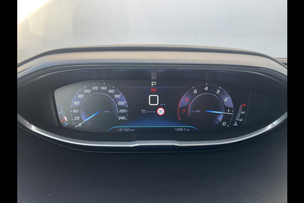 Peugeot 5008 7-Pers 1.2 PureTech Automaat Nav/Cam Carplay Cruise Voll.Onderhouden!