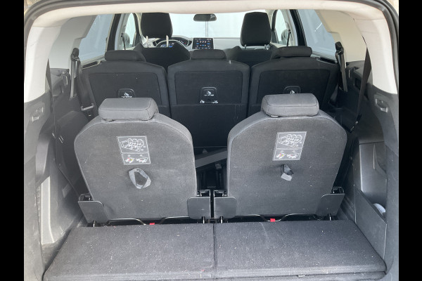 Peugeot 5008 7-Pers 1.2 PureTech Automaat Nav/Cam Carplay Cruise Voll.Onderhouden!